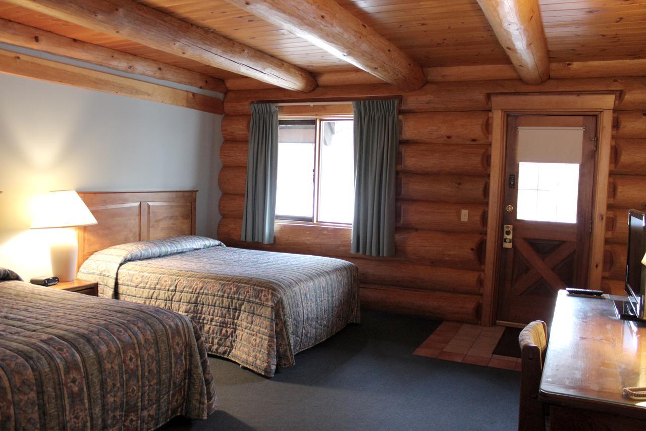 Woodsville Nootka Lodge מראה חיצוני תמונה