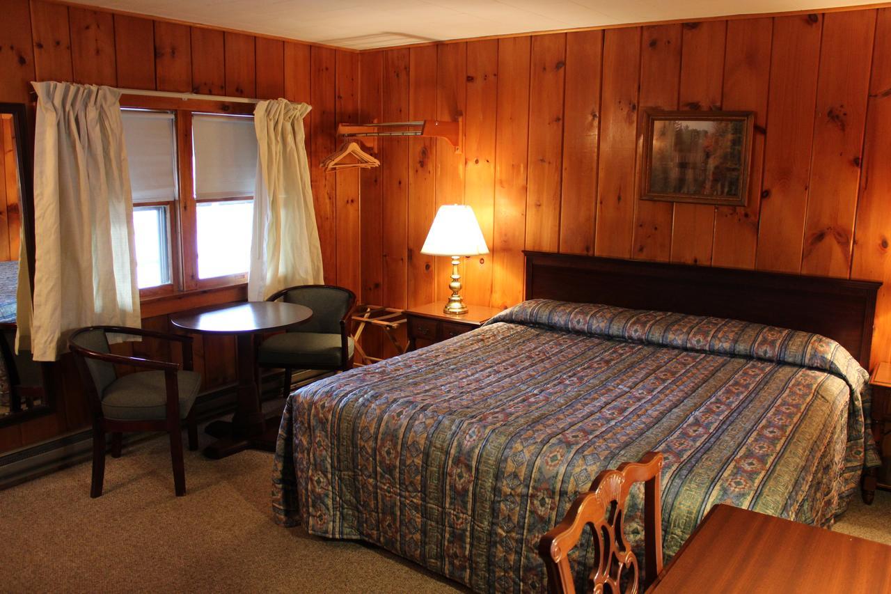 Woodsville Nootka Lodge מראה חיצוני תמונה