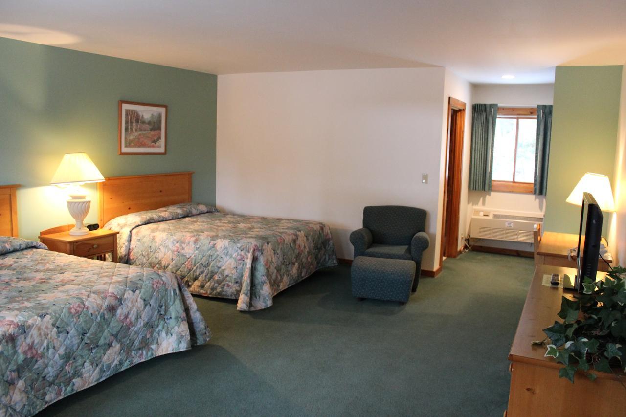 Woodsville Nootka Lodge מראה חיצוני תמונה