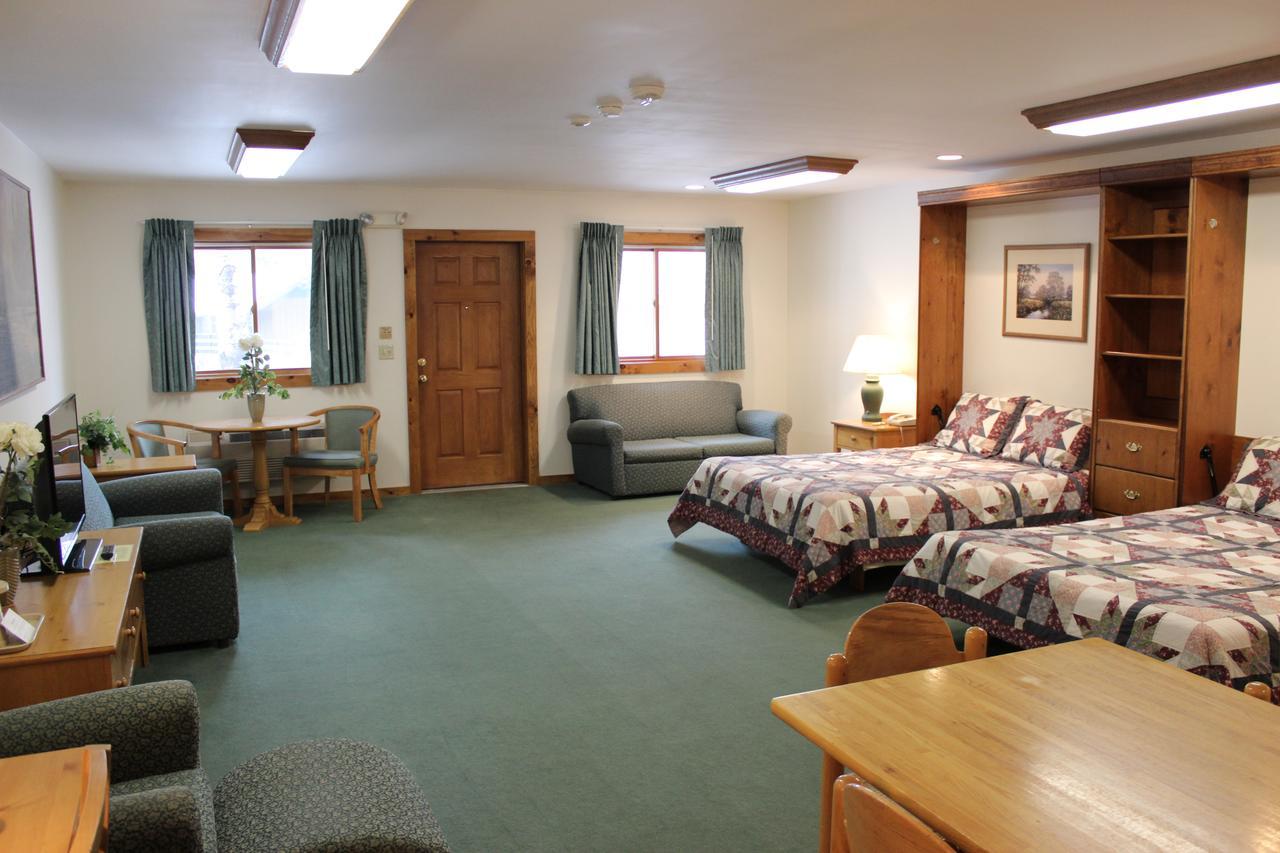 Woodsville Nootka Lodge מראה חיצוני תמונה