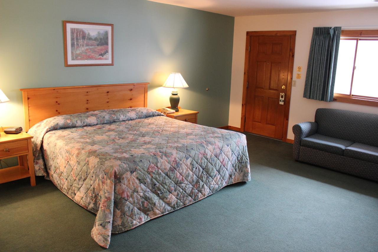 Woodsville Nootka Lodge מראה חיצוני תמונה