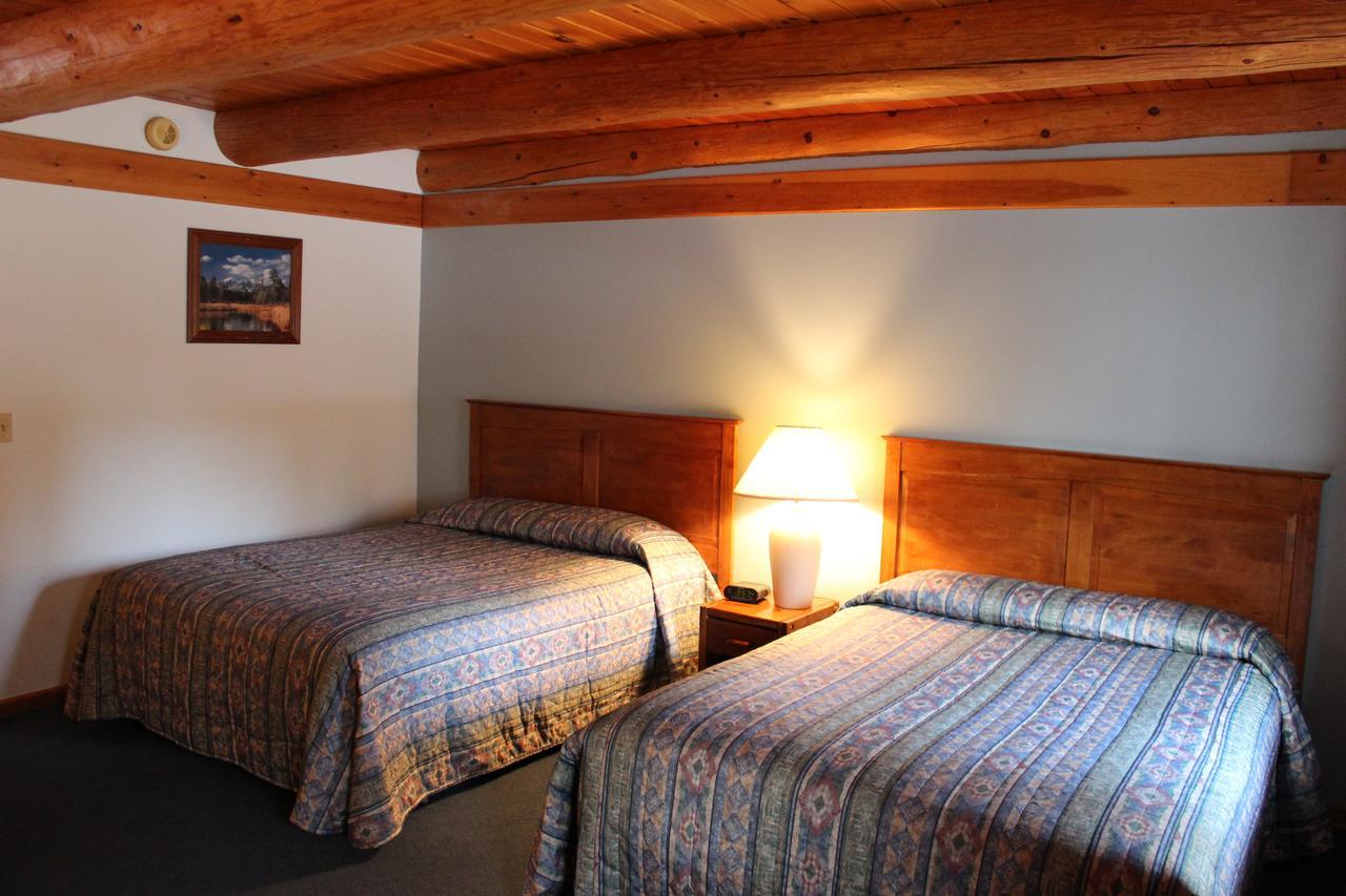 Woodsville Nootka Lodge מראה חיצוני תמונה