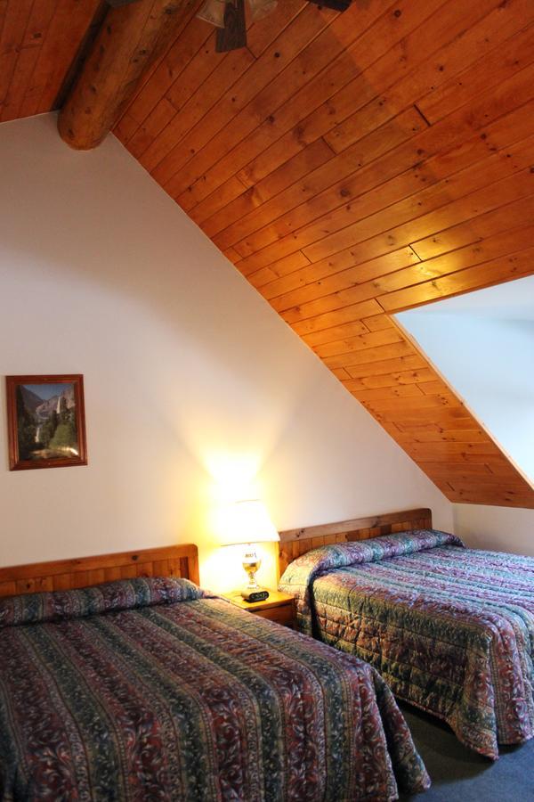 Woodsville Nootka Lodge מראה חיצוני תמונה