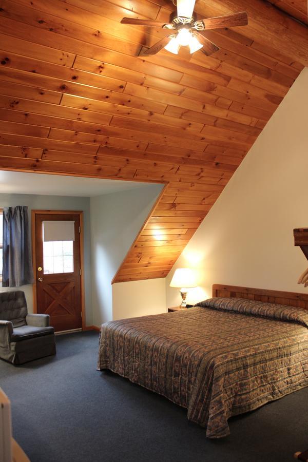 Woodsville Nootka Lodge מראה חיצוני תמונה
