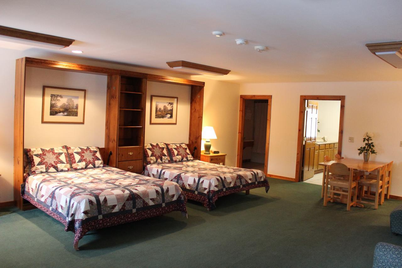 Woodsville Nootka Lodge מראה חיצוני תמונה