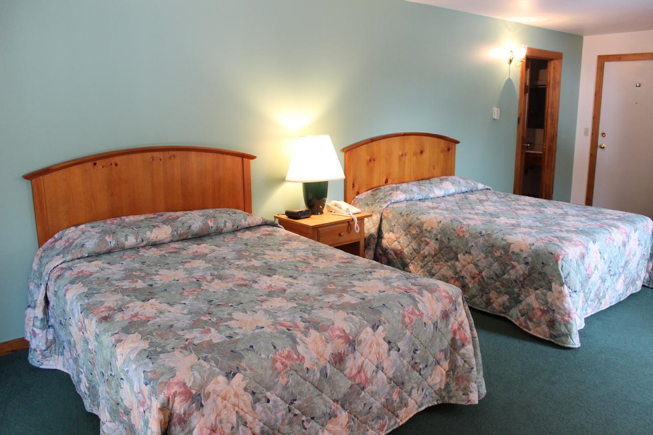 Woodsville Nootka Lodge מראה חיצוני תמונה