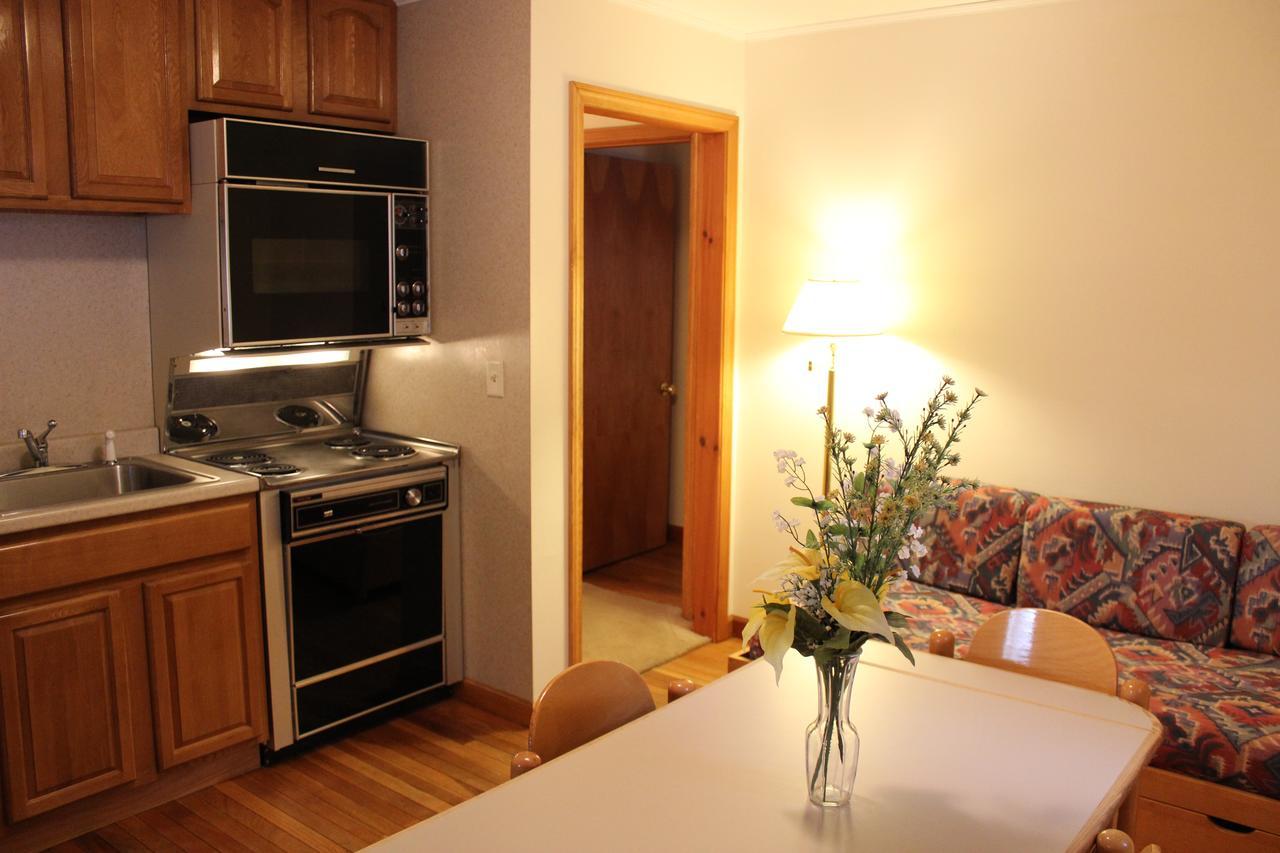 Woodsville Nootka Lodge מראה חיצוני תמונה