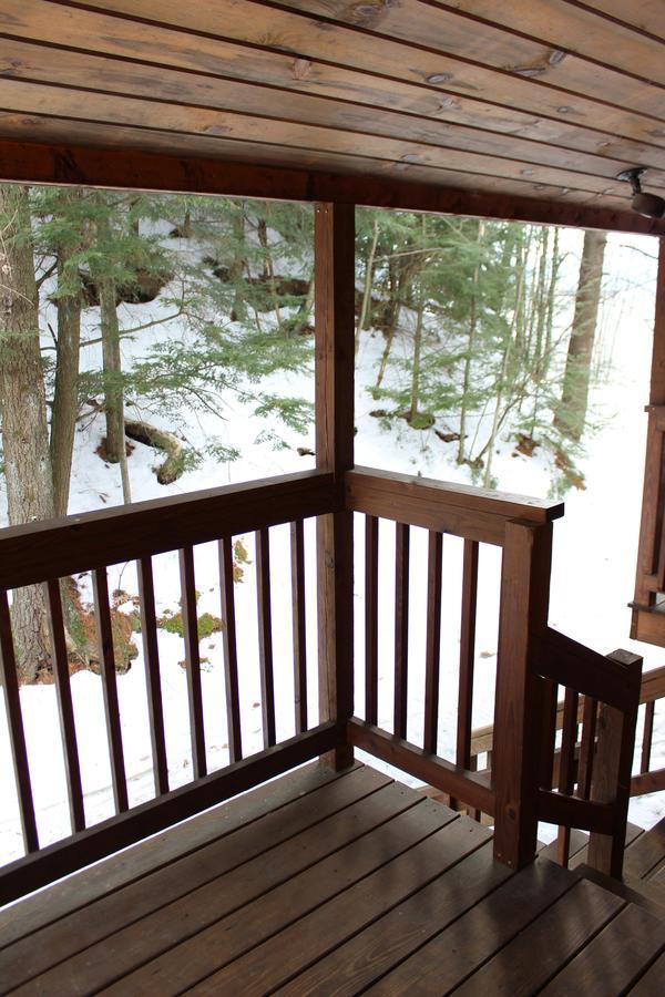 Woodsville Nootka Lodge מראה חיצוני תמונה