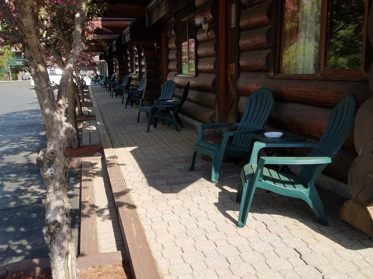 Woodsville Nootka Lodge מראה חיצוני תמונה